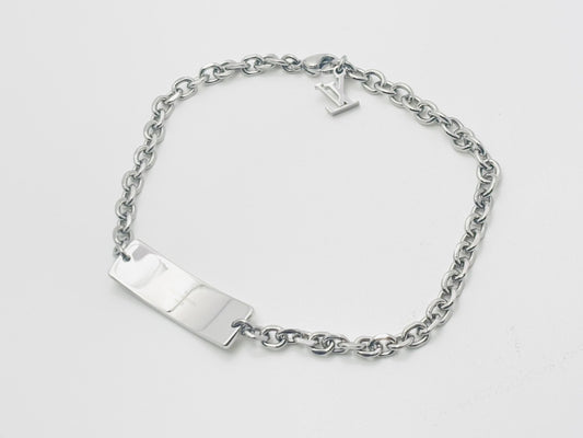 LOUIS VUITTON M00681 Monogram Bold Bracelet, Silver