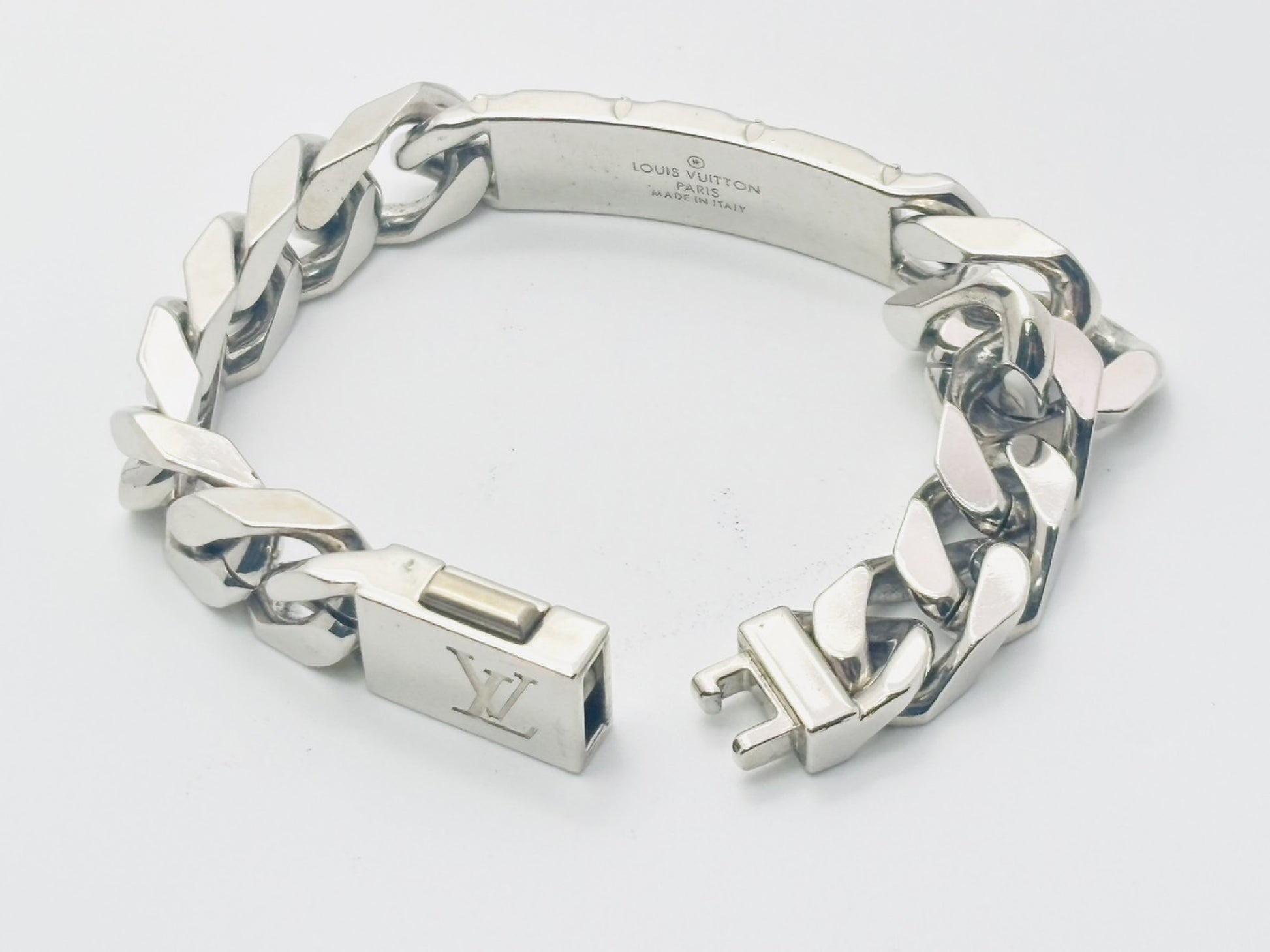 LOUIS VUITTON M00269 Monogram Chain Bracelet Silver Bracelet/Bangle