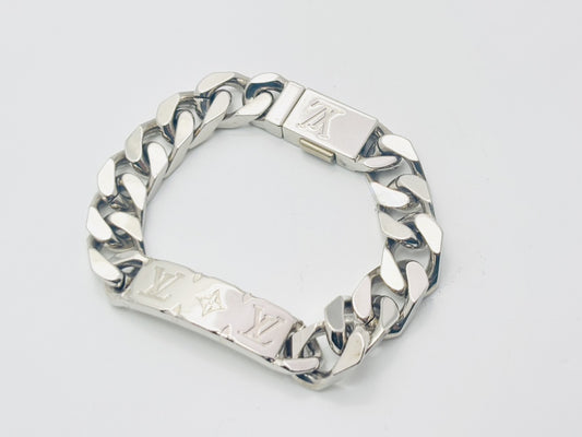 LOUIS VUITTON M00269 Monogram Chain Bracelet Silver Bracelet/Bangle