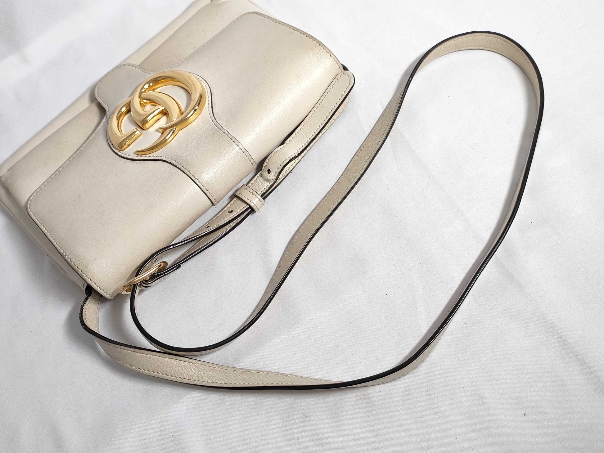 GUCCI Ally Leather Shoulder Bag White 550129 Shoulder Bag