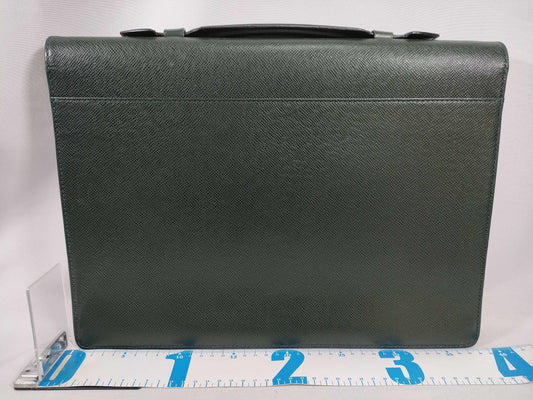 LOUIS VUITTON Taiga Servie Clado M30074 Business Bag