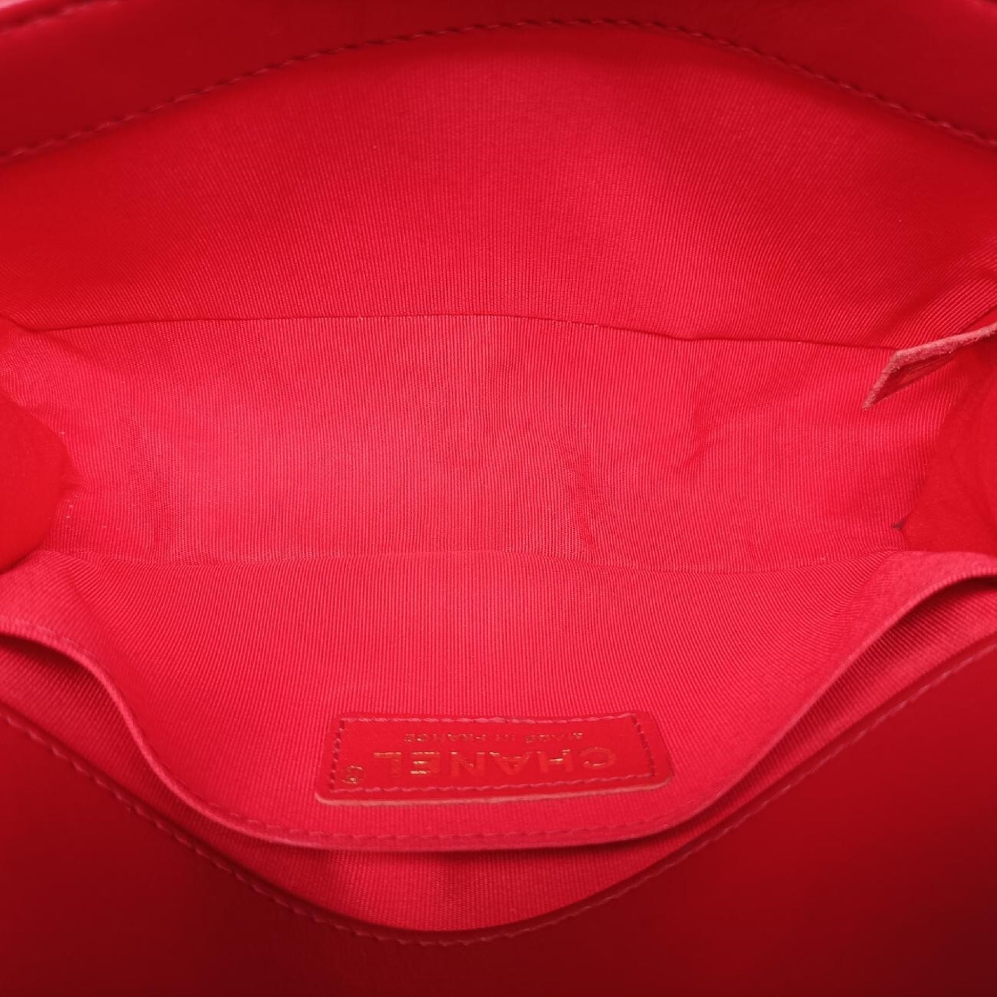 CHANEL Boy Chanel Red Lambskin Shoulder Bag A6708521166403