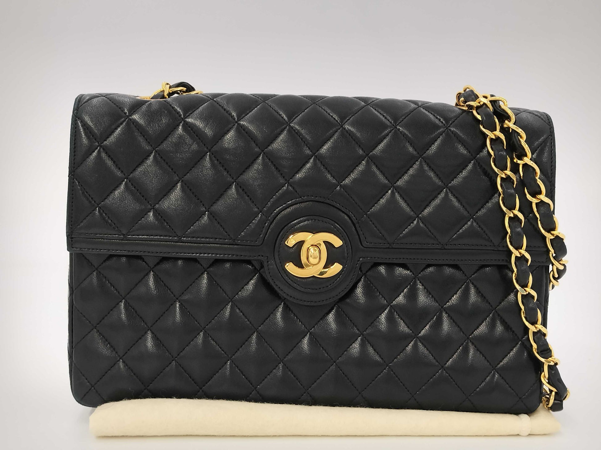 CHANEL Lambskin Matelasse Chain Shoulder Bag