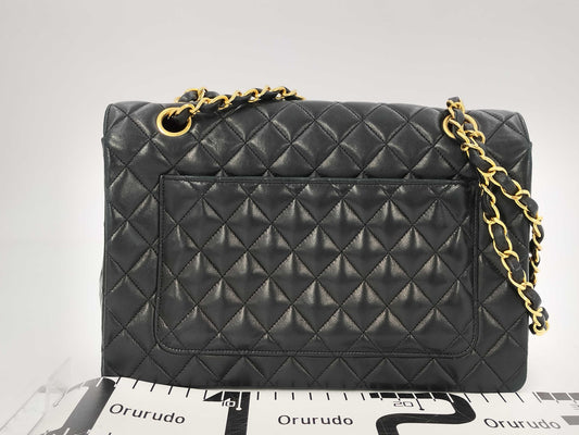 CHANEL Lambskin Matelasse Chain Shoulder Bag