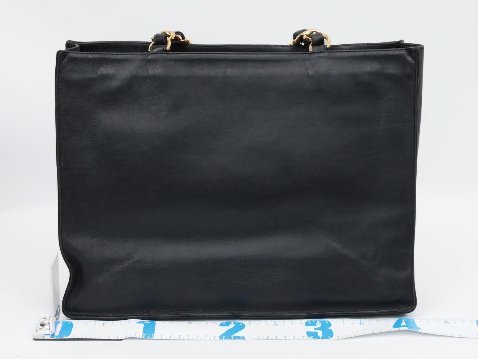 CHANEL Giant Chain Tote No. 3 Shoulder Bag