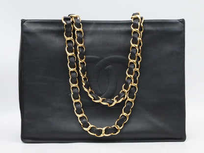 CHANEL Giant Chain Tote No. 3 Shoulder Bag