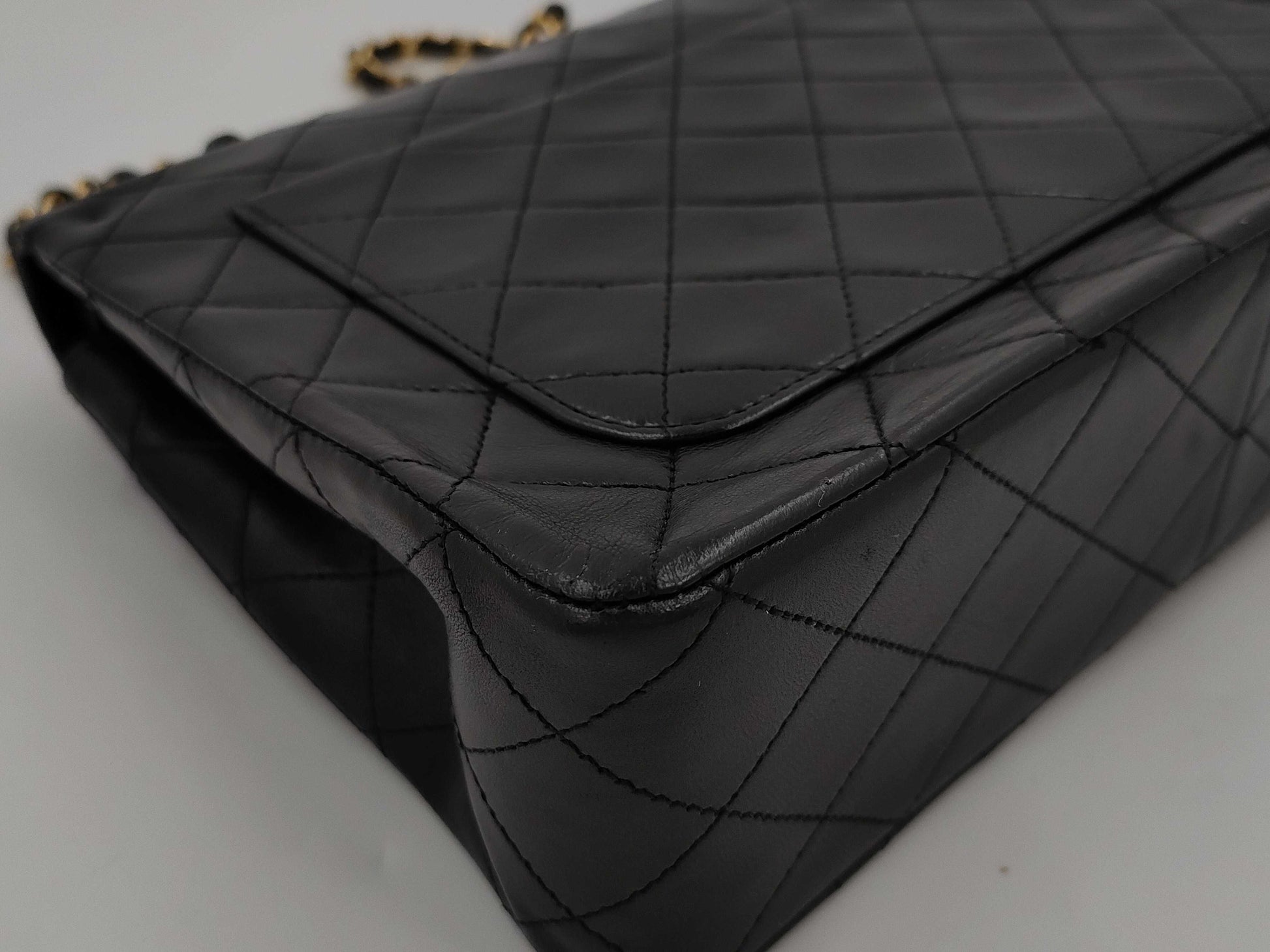 CHANEL CHANEL Matelasse Double Flap Lamb Chain Shoulder Bag with Seal Card