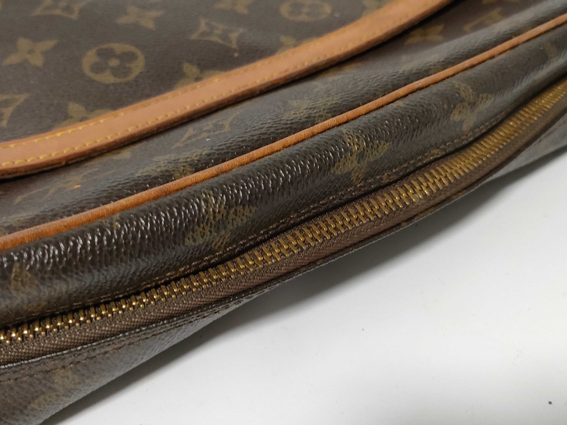 LOUIS VUITTON Monogram Compiegne Second Bag