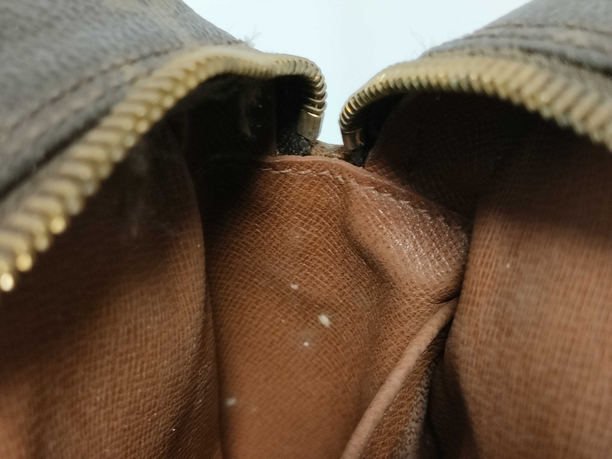 LOUIS VUITTON Monogram Compiegne Second Bag