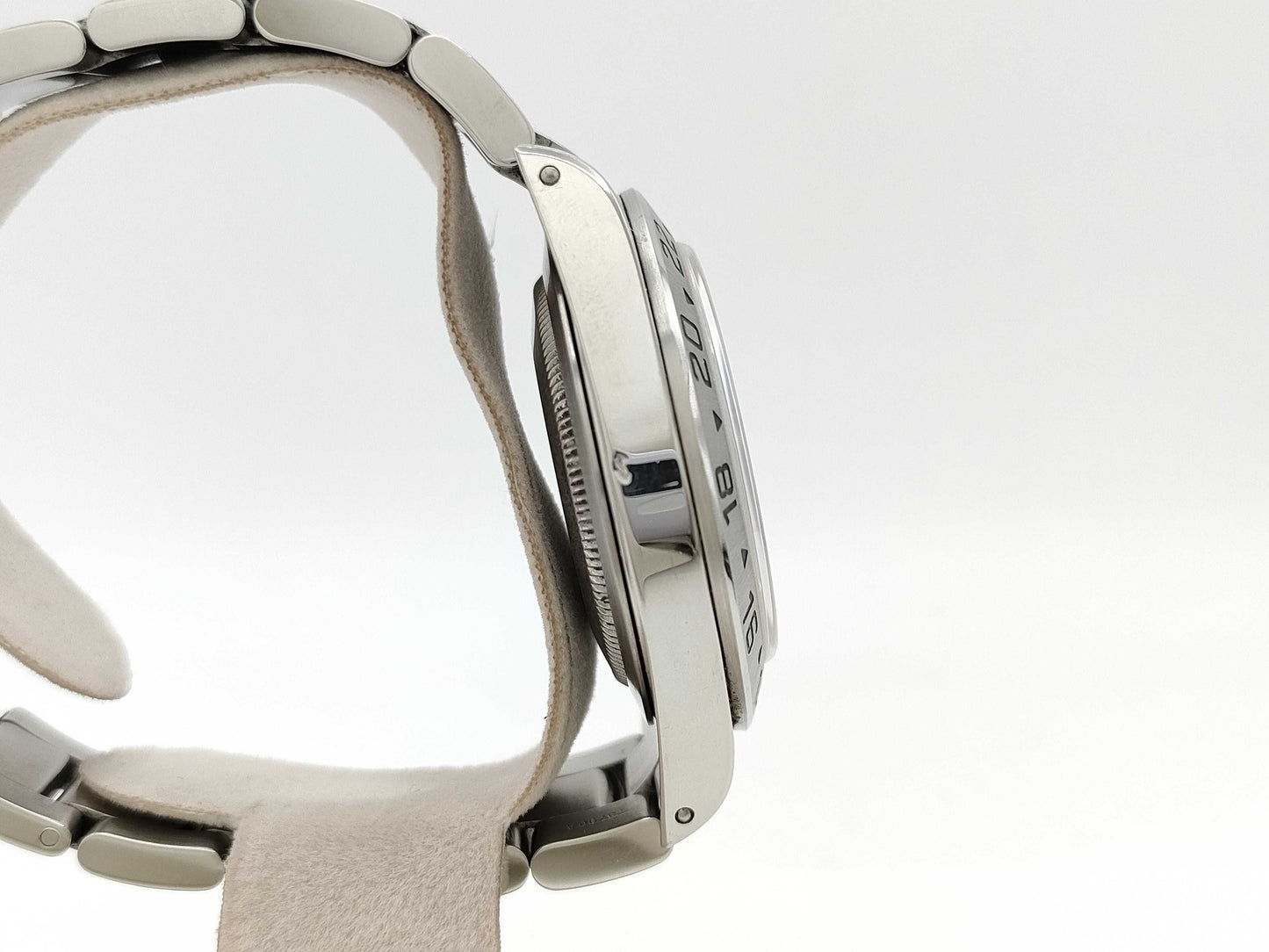 ROLEX Explorer II 16570 P144161 White Dial Men's Watch