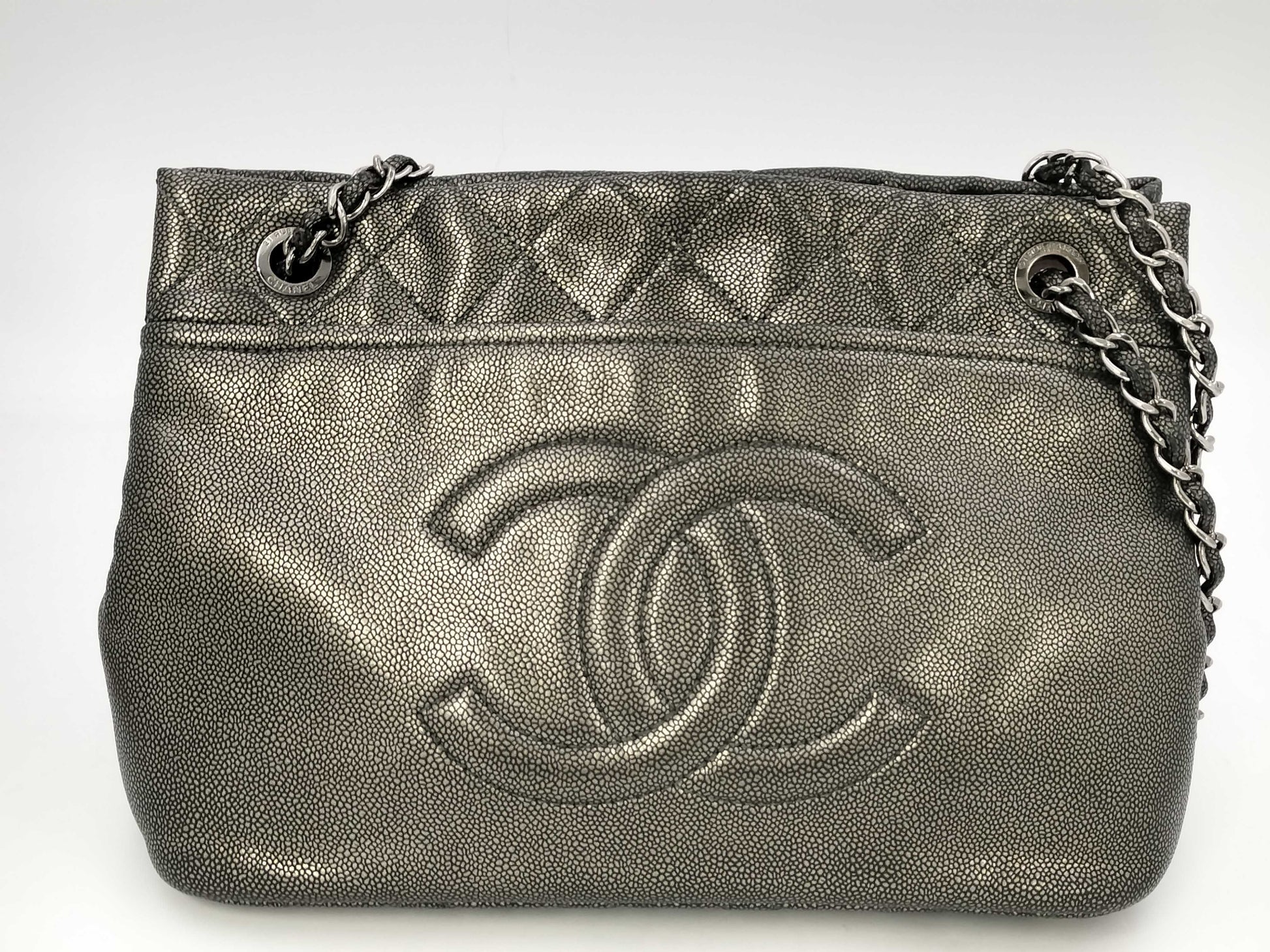 CHANEL Caviar Leather Matelasse Chain Tote Bag with Silver Hardware, Shoulder Bag, Tote Bag