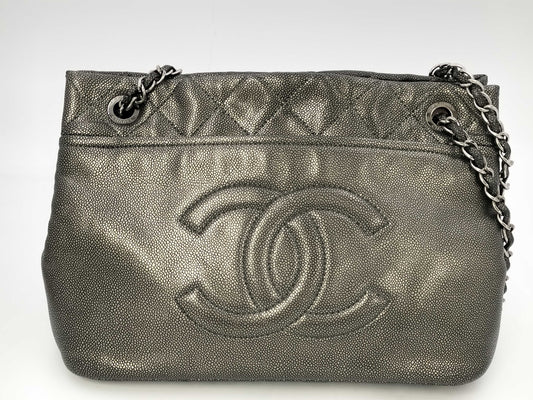 CHANEL Caviar Leather Matelasse Chain Tote Bag with Silver Hardware, Shoulder Bag, Tote Bag