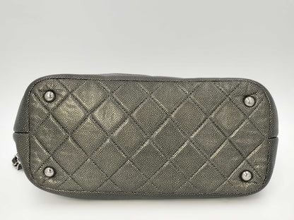 CHANEL Caviar Leather Matelasse Chain Tote Bag with Silver Hardware, Shoulder Bag, Tote Bag