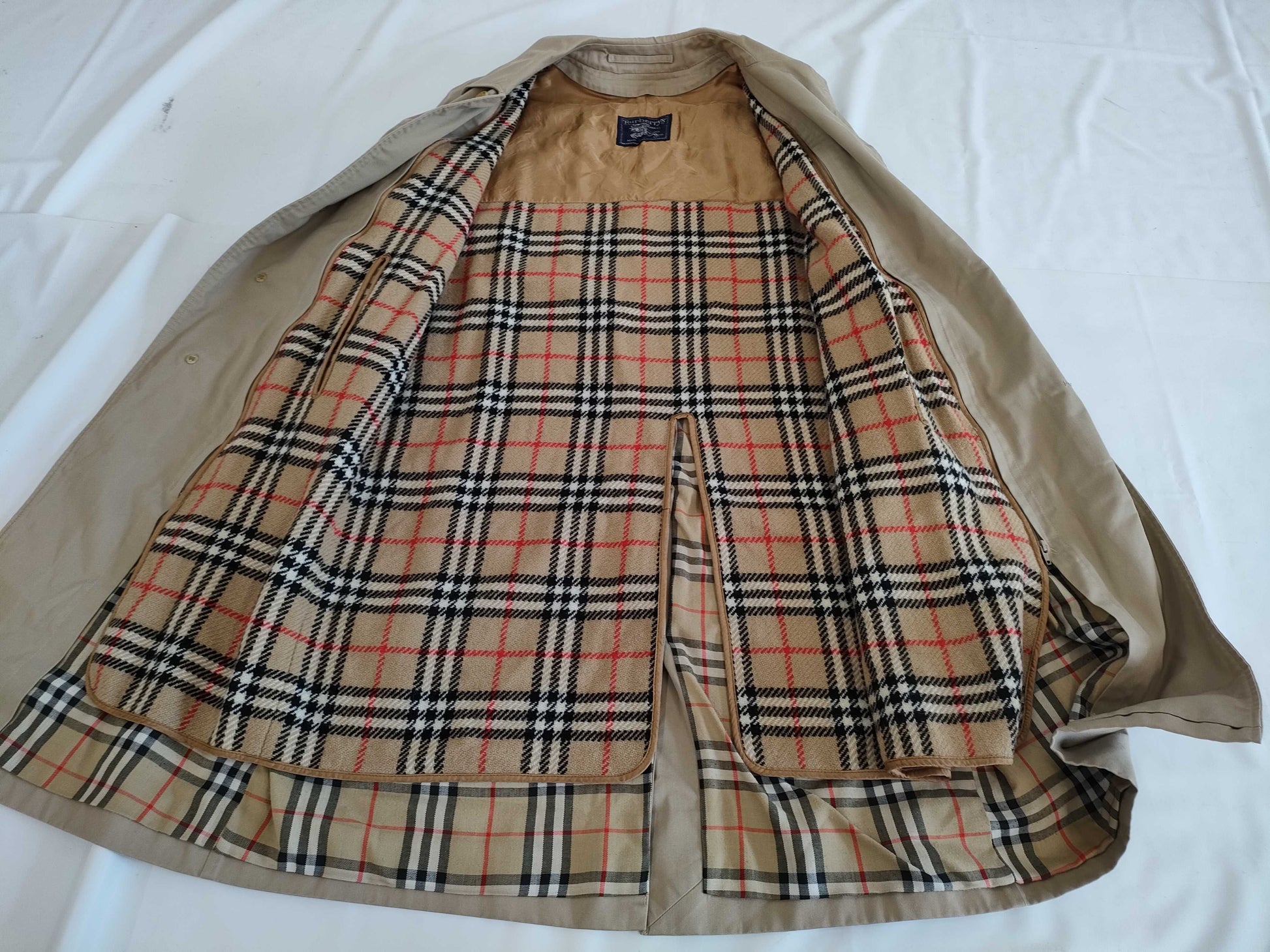 BURBERRY Trench Coat Liner Size 46 Coat