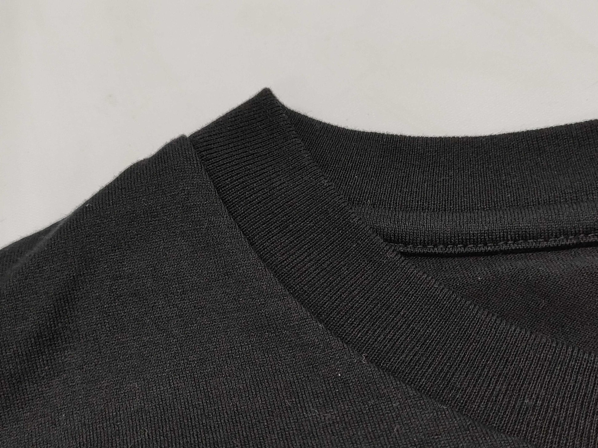 CELINE Triomphe T-shirt, black, cropped, like new