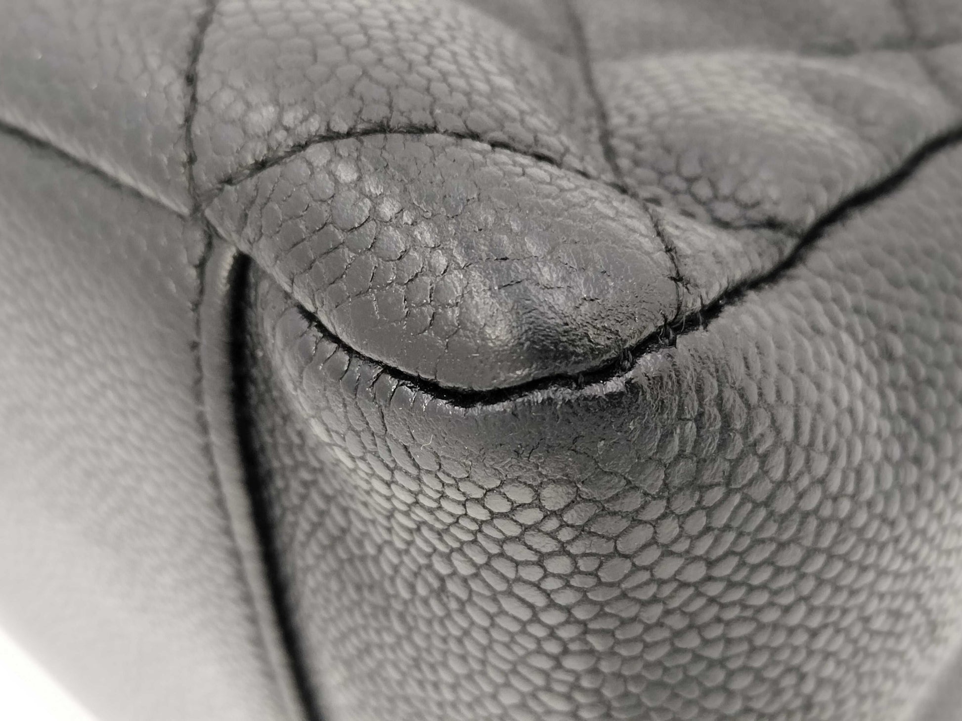 CHANEL Caviar Skin Coco Mark GST Shoulder Tote Bag