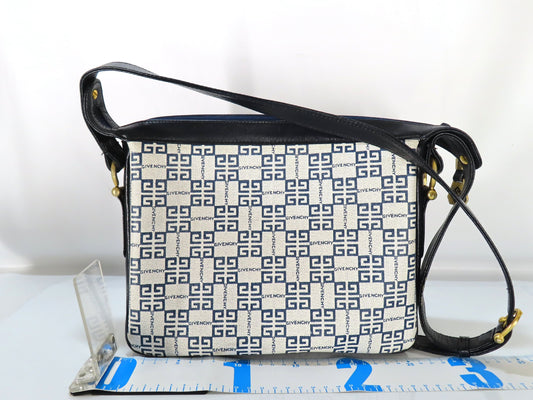 GIVENCHY Shoulder Bag