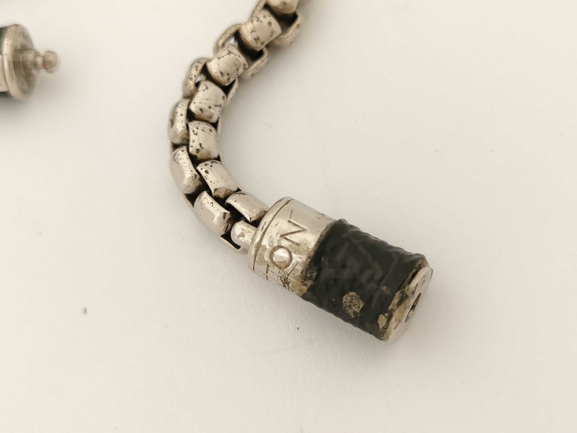 LOUIS VUITTON Chain Monogram Bracelet Eclipse Bracelet/Bangle