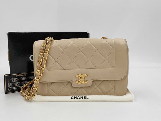 CHANEL Diana Flap Chain Bag, Beige, 23cm, Lambskin, Strap Thread, No Seal, Warranty Card Included, 2046331, Shoulder Bag