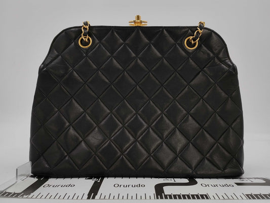 CHANEL Matelasse Chain Shoulder Bag in Black Lambskin with Box and Warranty 4409819