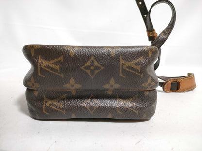 LOUIS VUITTON Monogram Amazon TH1012 Shoulder Bag