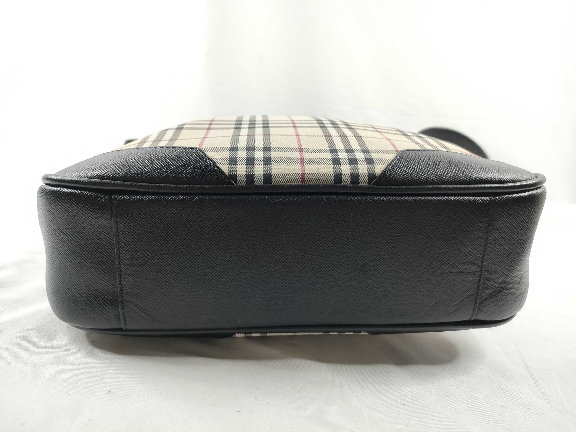 BURBERRY Nova Check Shoulder Bag