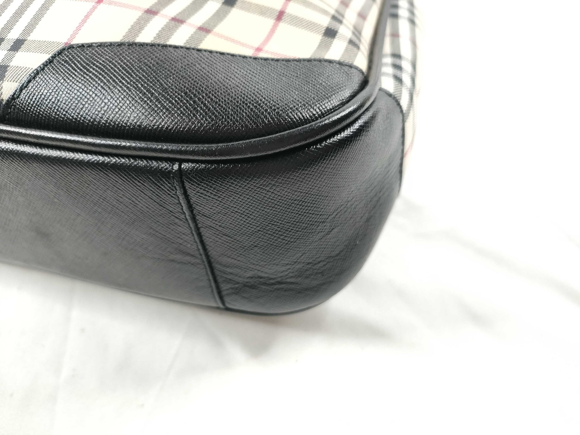 BURBERRY Nova Check Shoulder Bag