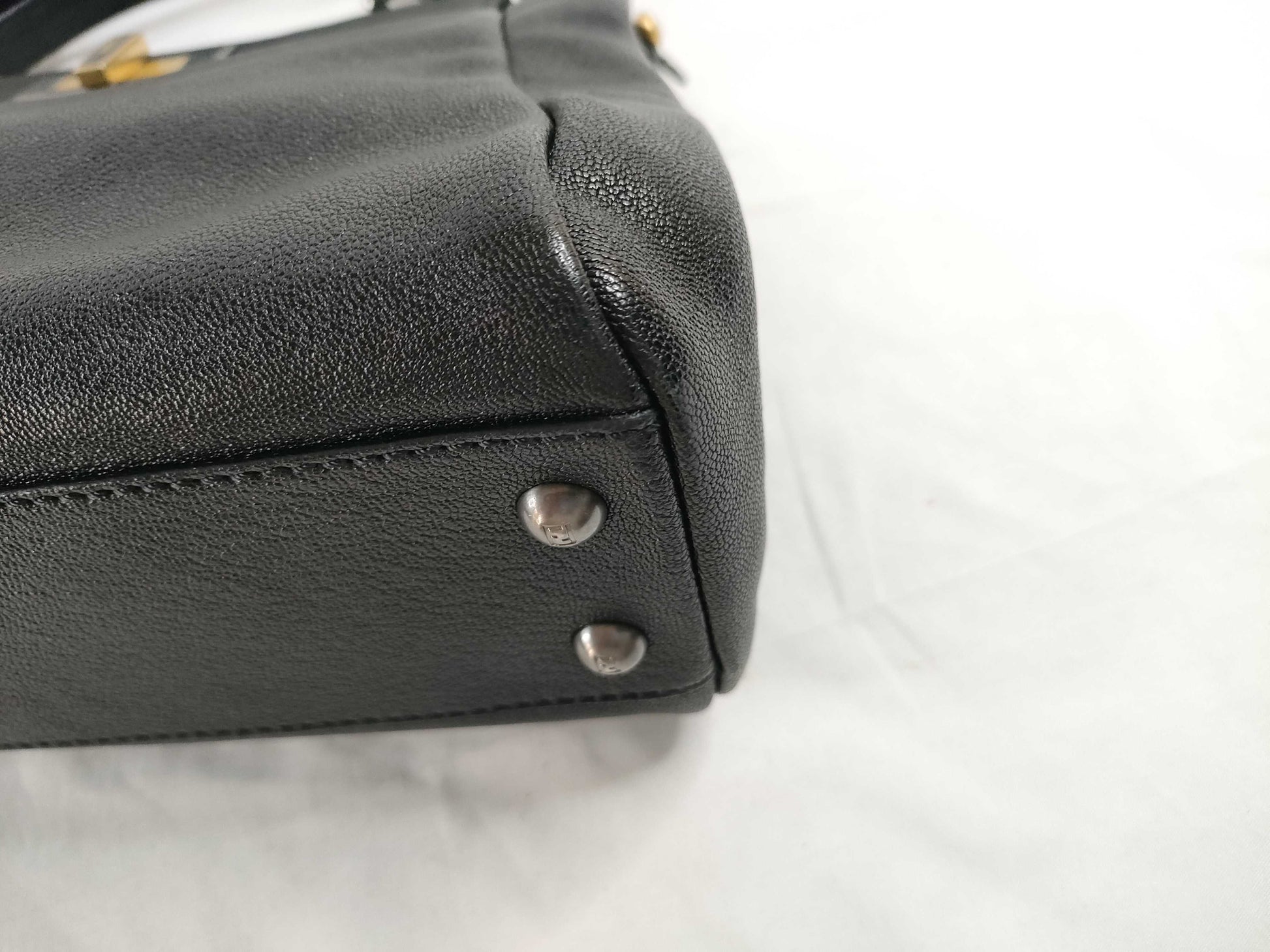 FENDI Peekaboo Leather 2-Way Shoulder Bag