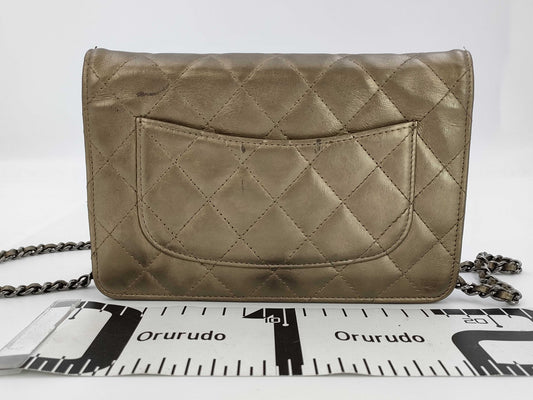 CHANEL Matelasse Chain Shoulder Bag