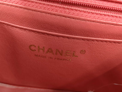 CHANEL Matelasse Shoulder Bag Shoulder Bag