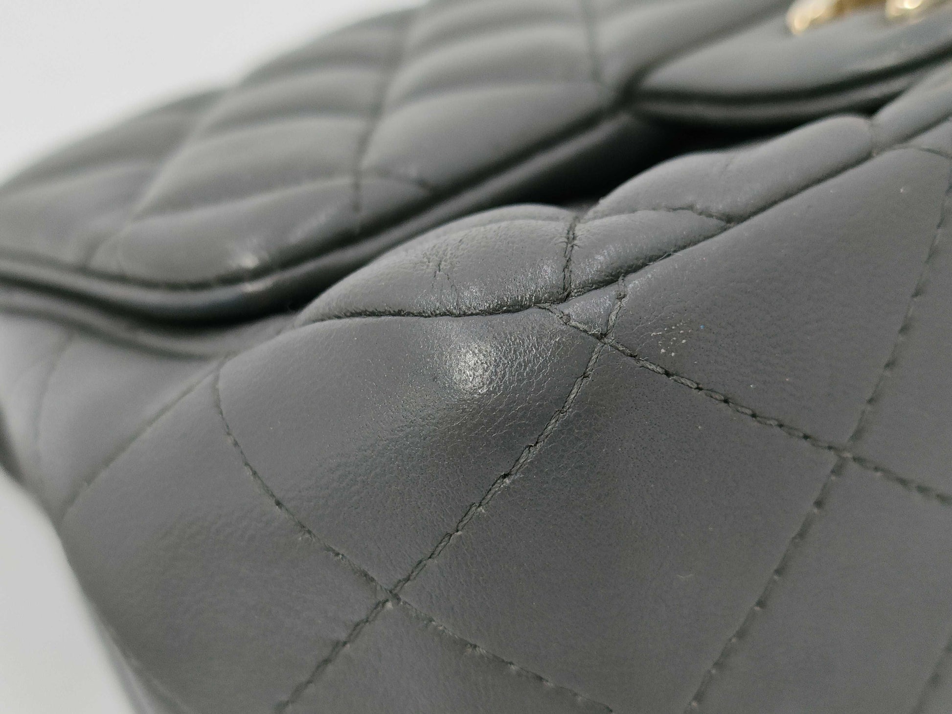 CHANEL Matelasse Shoulder Bag Shoulder Bag