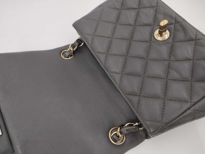 CHANEL Matelasse Shoulder Bag Shoulder Bag
