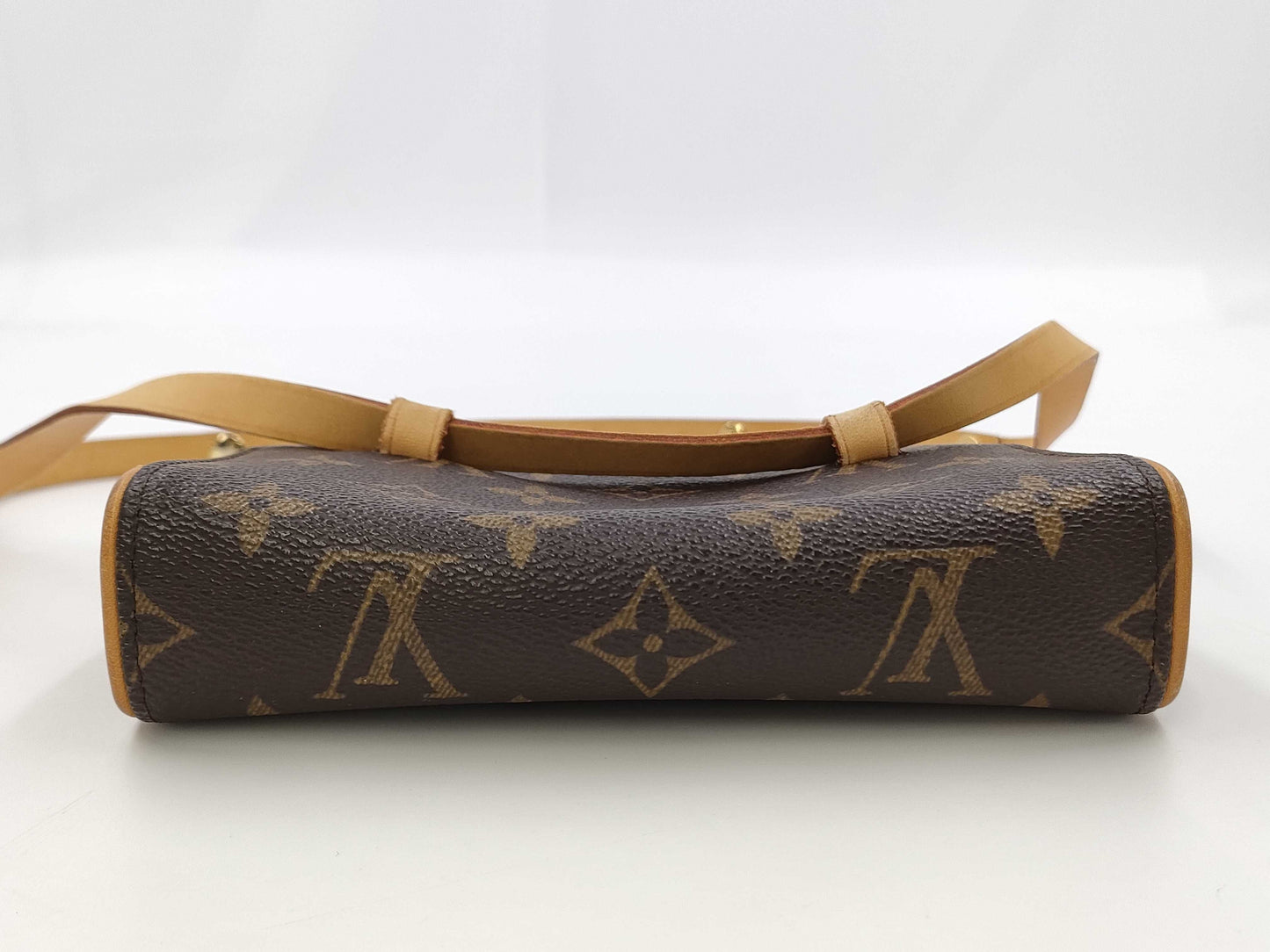LOUIS VUITTON Pochette Florentine Waist Bag Shoulder Bag