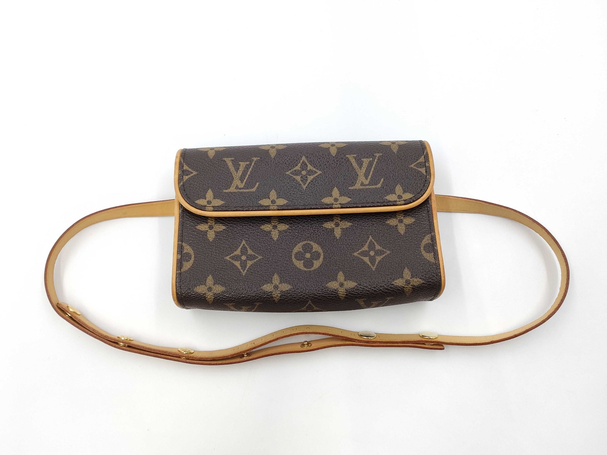 LOUIS VUITTON Pochette Florentine Waist Bag Shoulder Bag