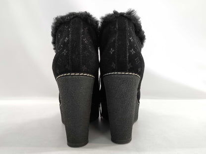LOUIS VUITTON Monogram Short Boots in Black Suede MA0156 Size 36 Other Shoes