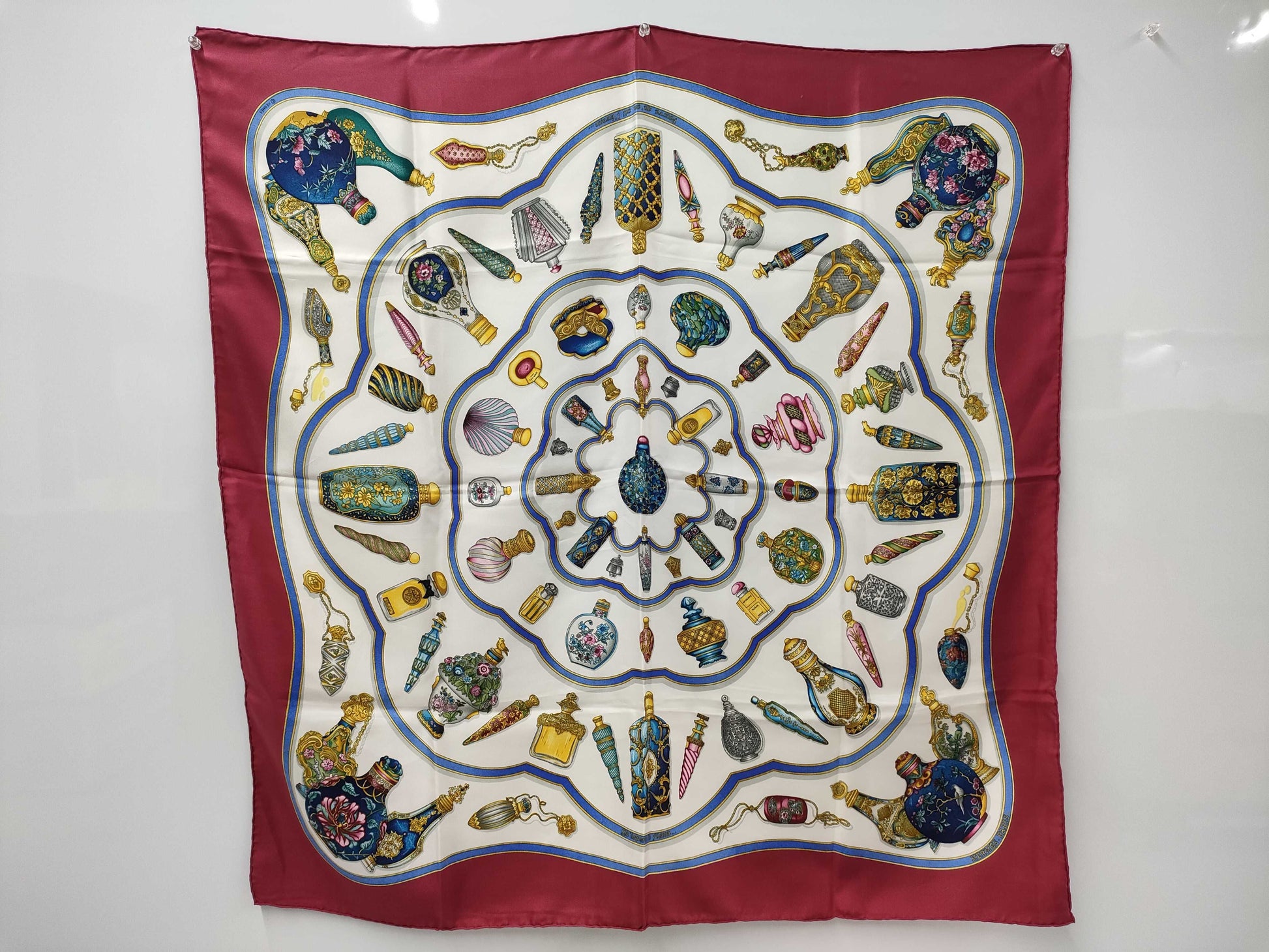 HERMES Carré 90 Pourvu qu on ait l ivresse perfume bottle, red scarf