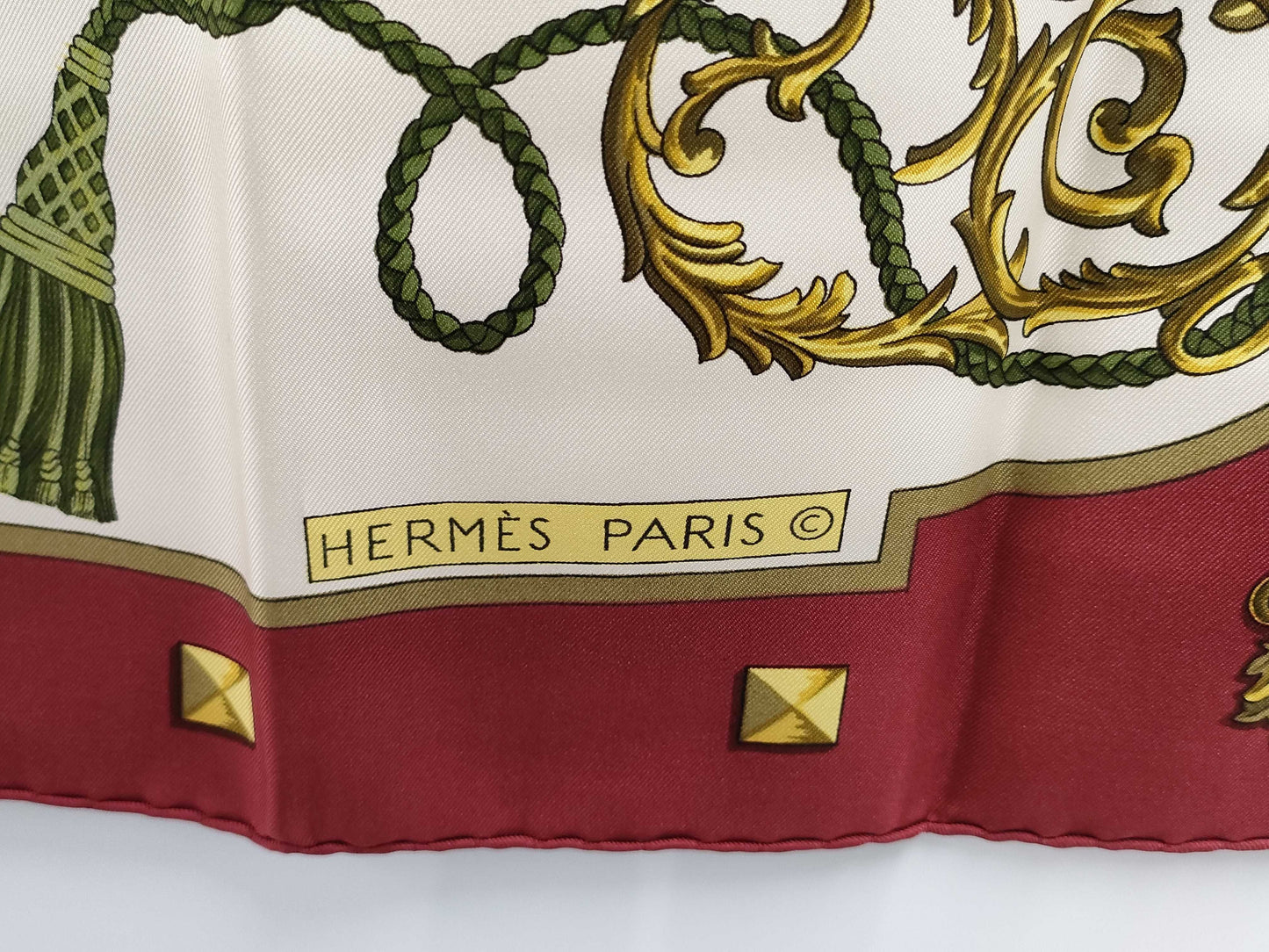 HERMES Carré 90 LES CLES Key Bordeaux Scarf