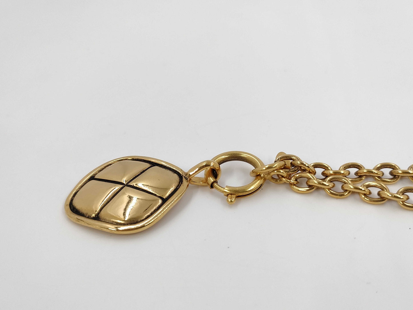 CHANEL Diamond-Shaped Gold NC Necklace