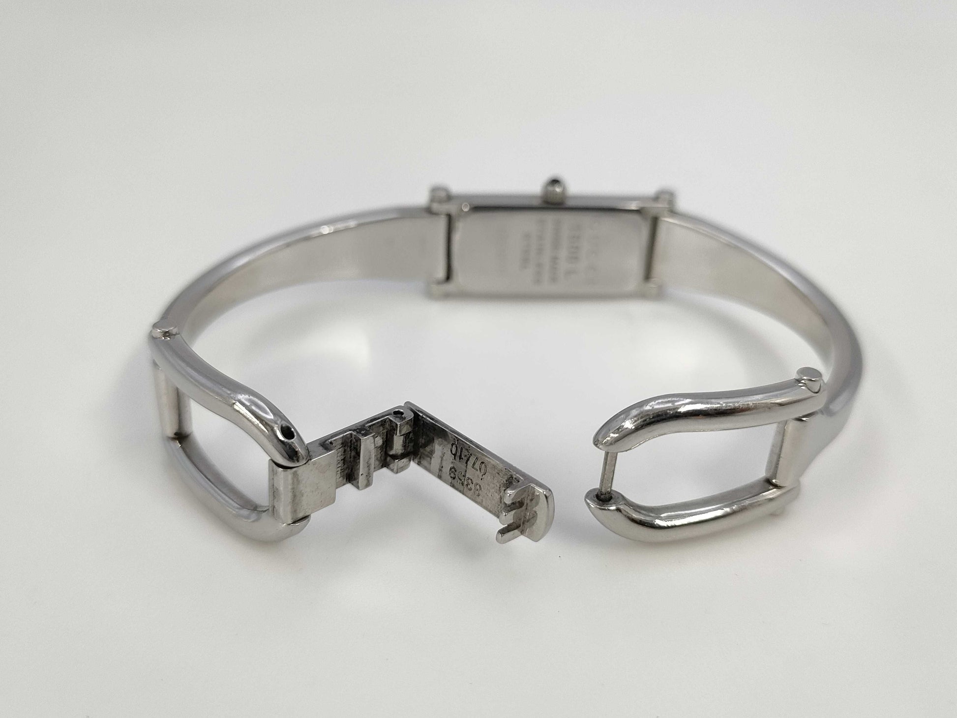 GUCCI 1500L 12532031 Shell Women's Watch