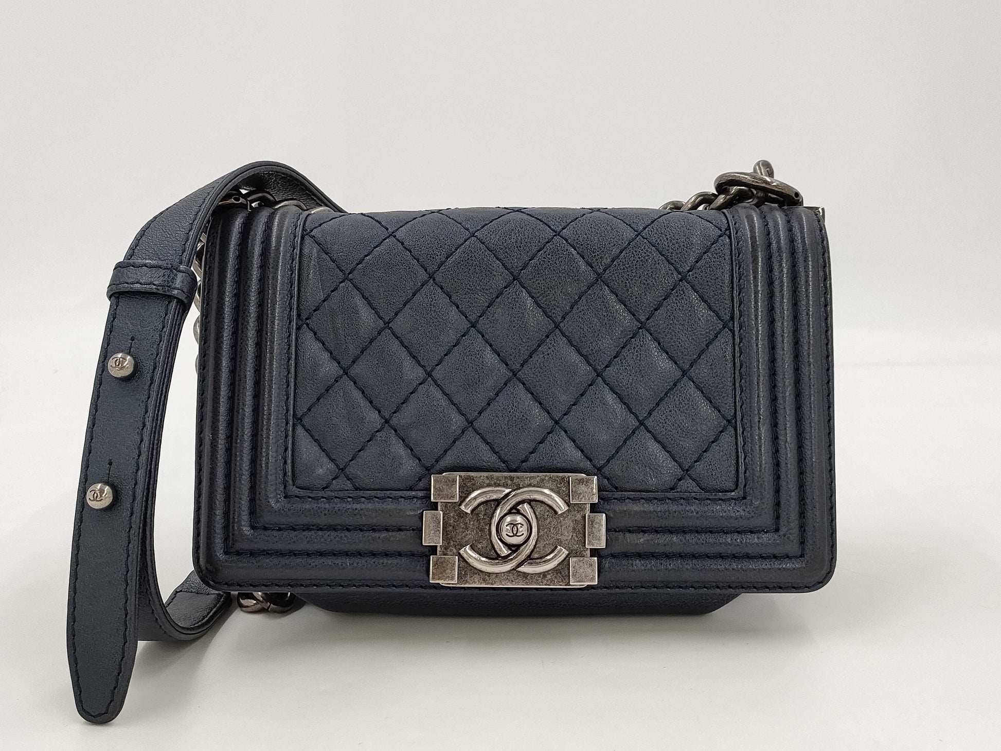 CHANEL Boy Chanel 20 Shoulder Bag Blue