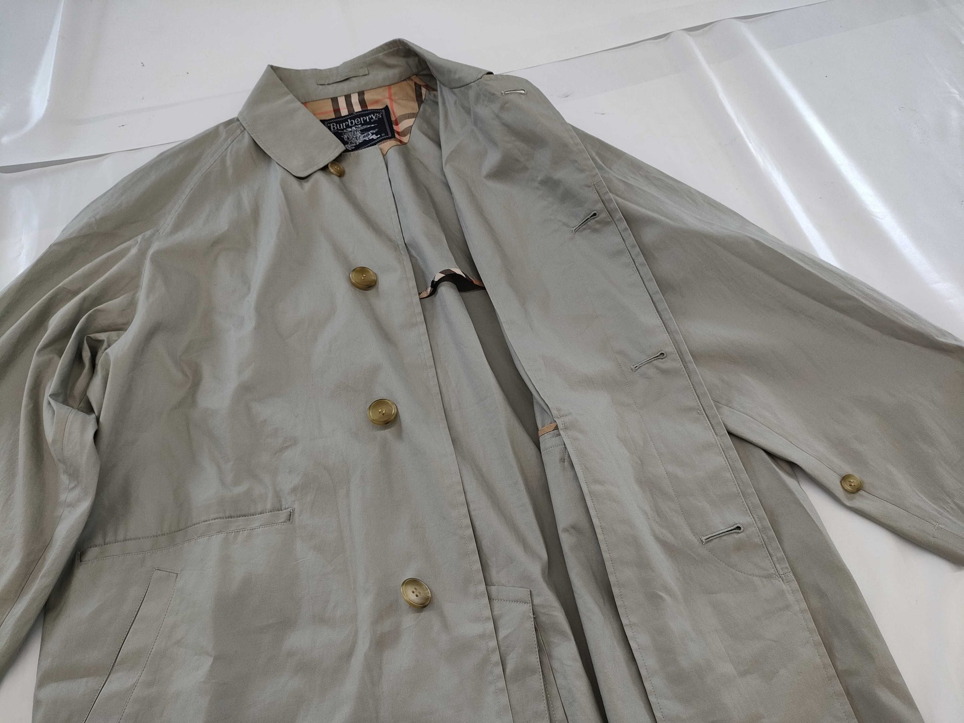 BURBERRY Nova Check Long Coat
