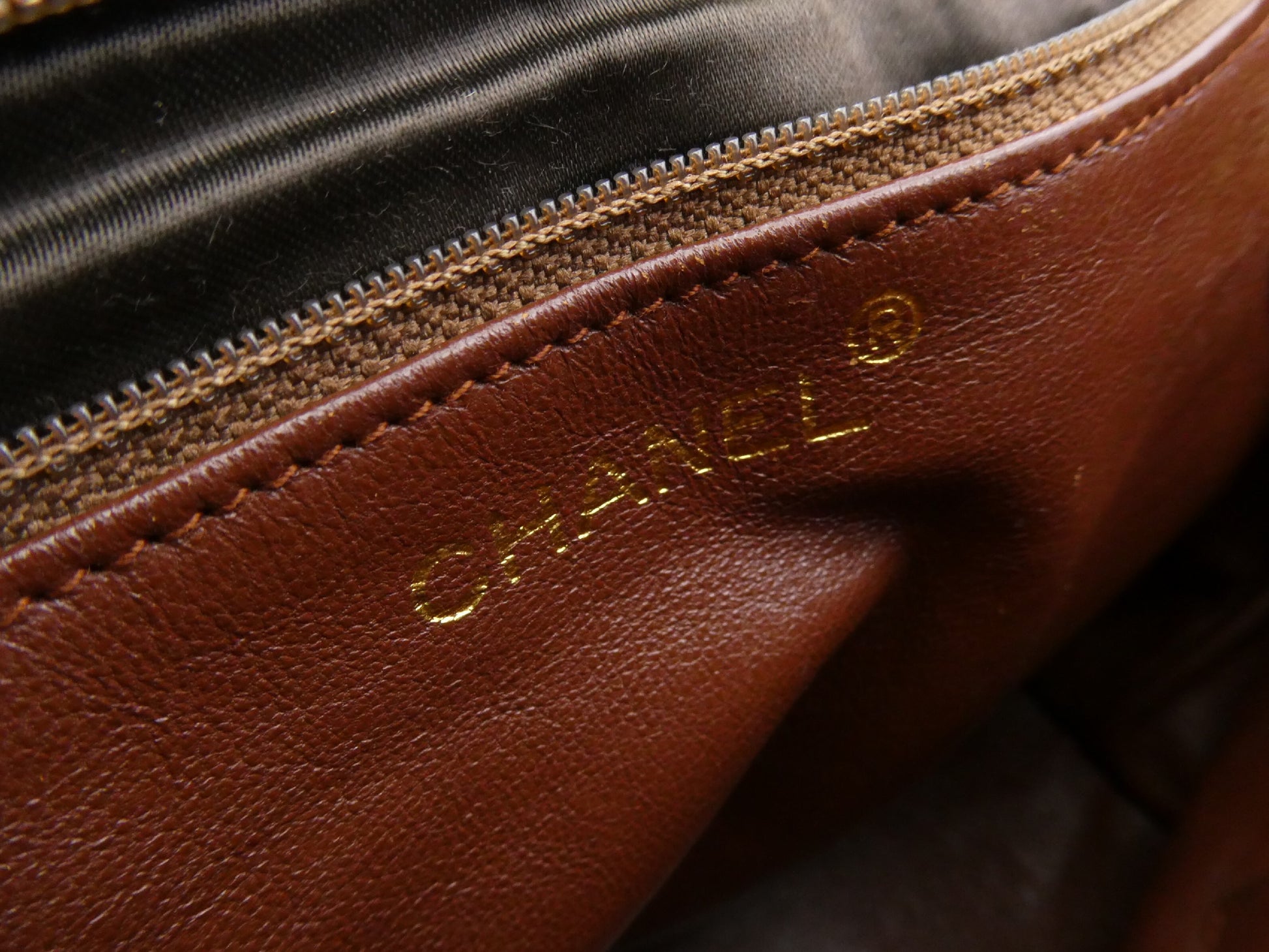 CHANEL Matelasse Coco Mark Twist Shoulder Bag