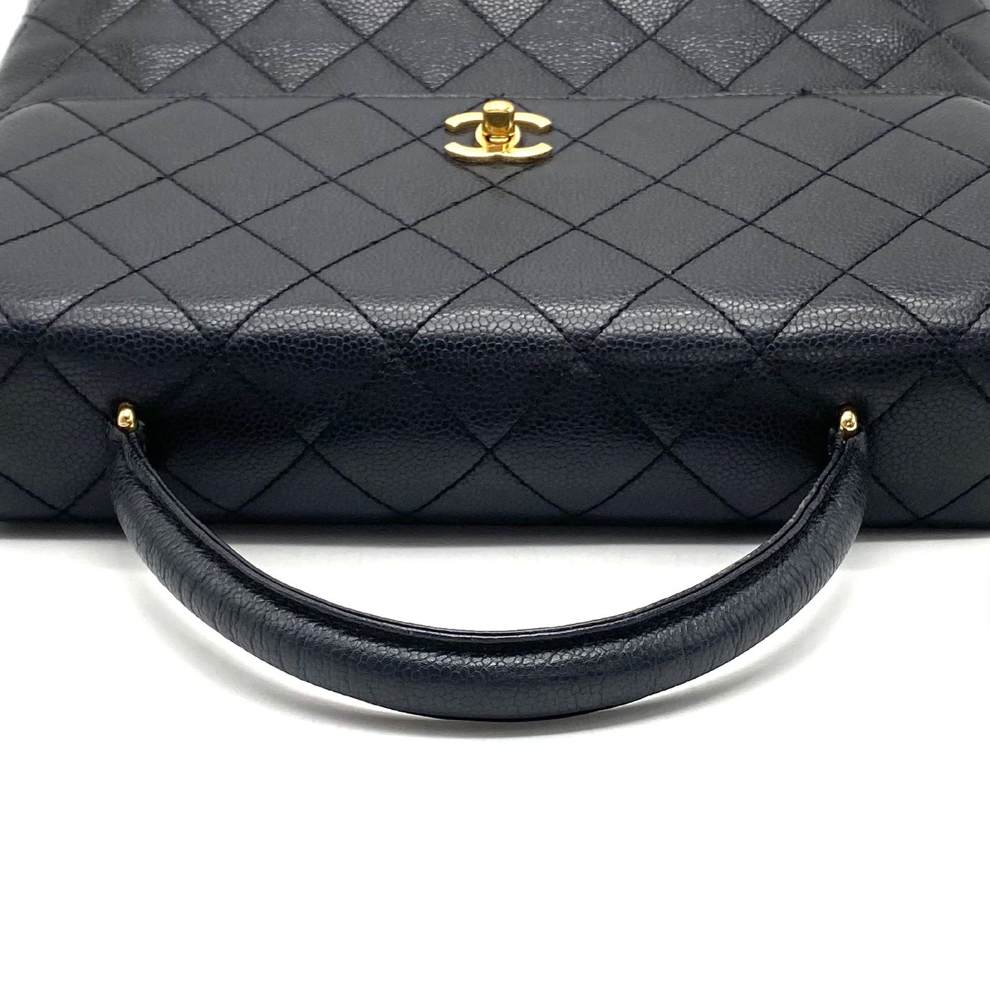 CHANEL CHANEL Matelasse Turnlock Coco Mark Caviar Skin Handbag