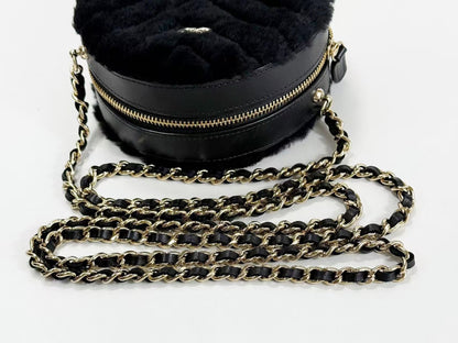 CHANEL Black Fur and Leather Round Pouch, 12cm Wide, Approximately 28 Series [Includes Dust Bag and Sticker], Gold Hardware, Shoulder Bag, 28970939