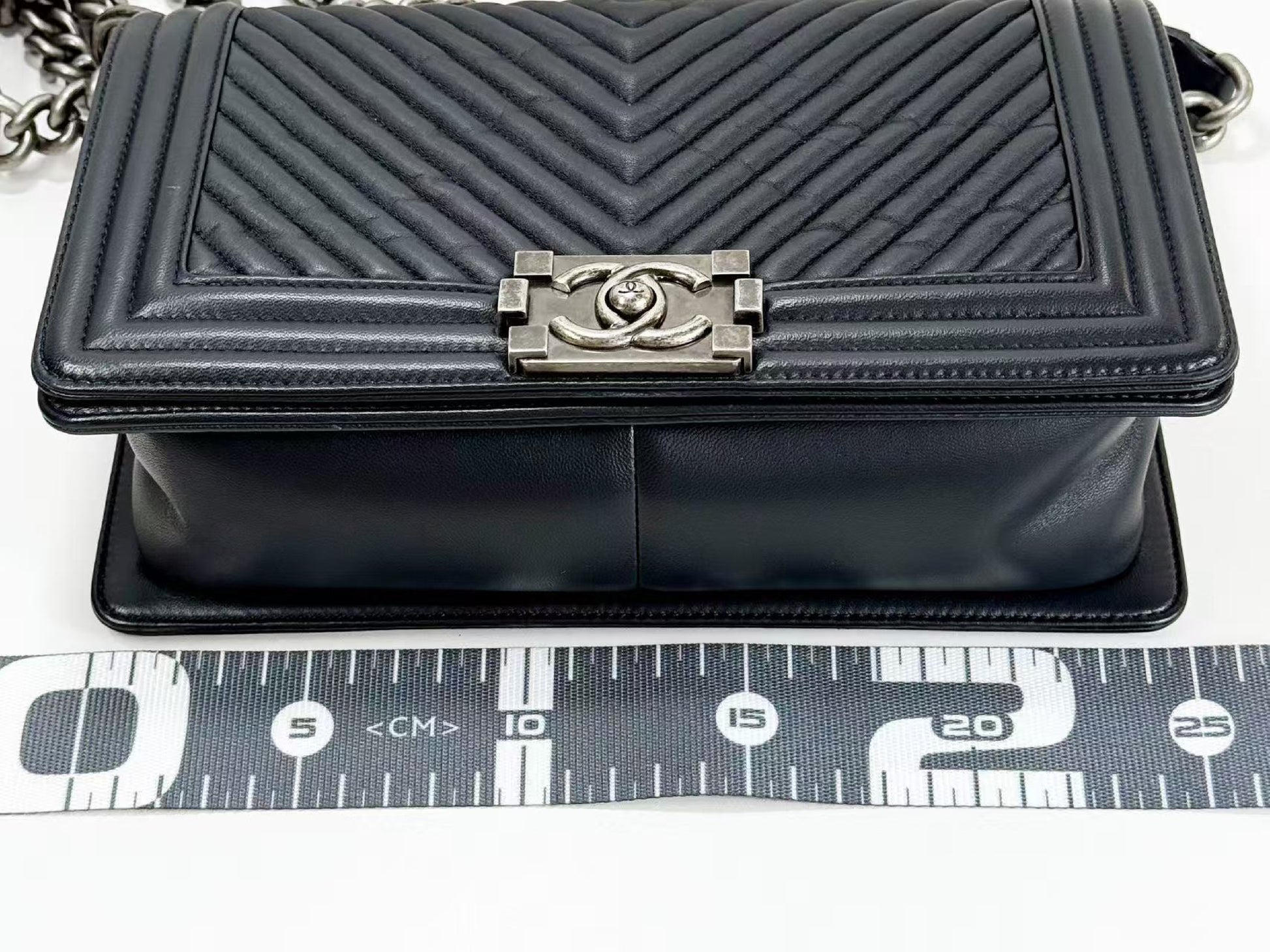 CHANEL Boy Chevron Wrinkled Shoulder Bag, W25cm, Approx. 20s, Vintage S Hardware, Dark Color, with Seal, 20772622