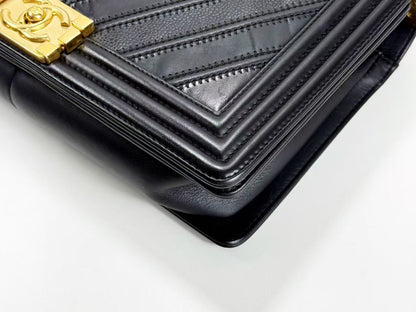 CHANEL Black Boy Patchwork Chevron Shoulder Bag, W28cm, Approx. 22nd Series [G Card and Sticker Included] Vintage G Hardware, 22323003