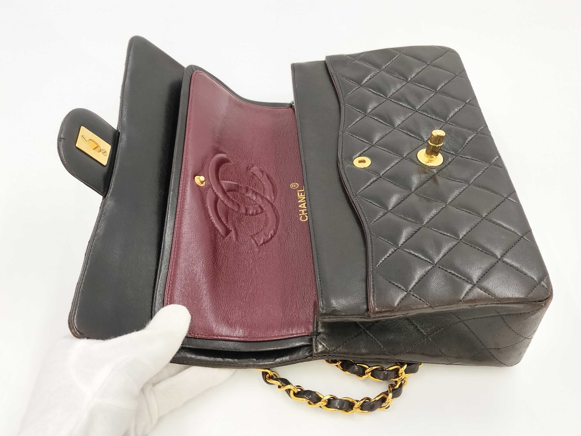 CHANEL Matelasse Double Flap 25 Shoulder Bag