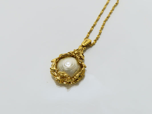 Yves Saint Laurent SAINT LAURENTYSL NC Large Faux Pearl Necklace