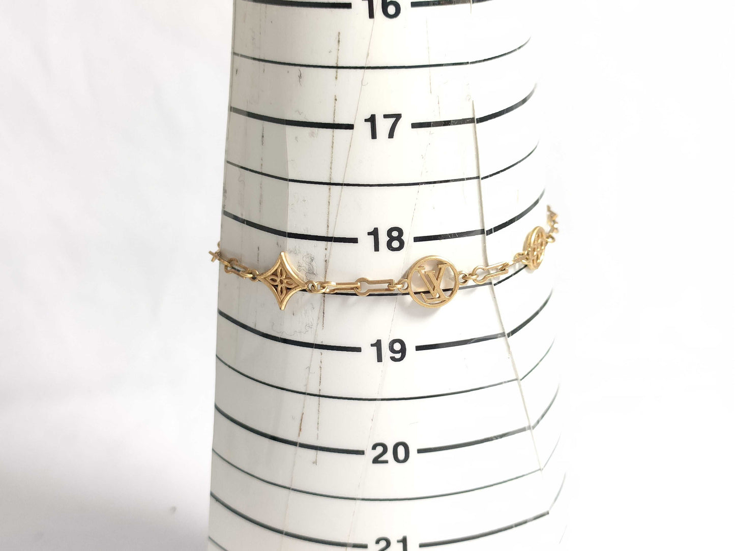 LOUIS VUITTON Forever Young Bracelet/Bangle