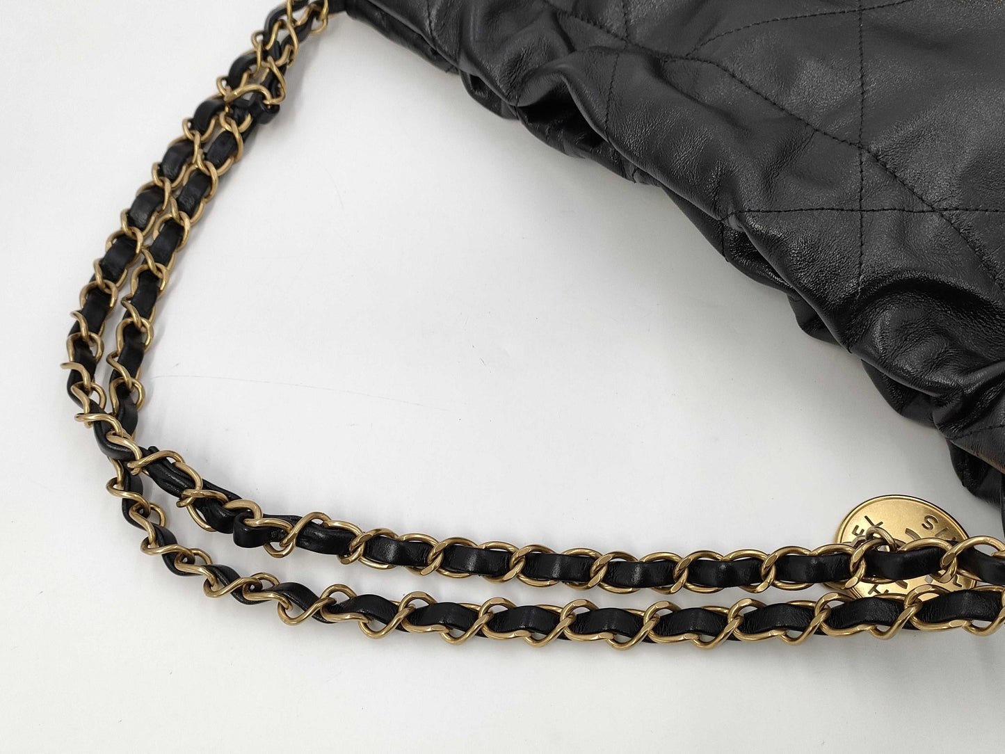 CHANEL CHANEL 22 Shiny Calfskin Chain Shoulder Bag with Gold Hardware and Pouch, AS3260, Serial Number Plate, Black, Shoulder Bag